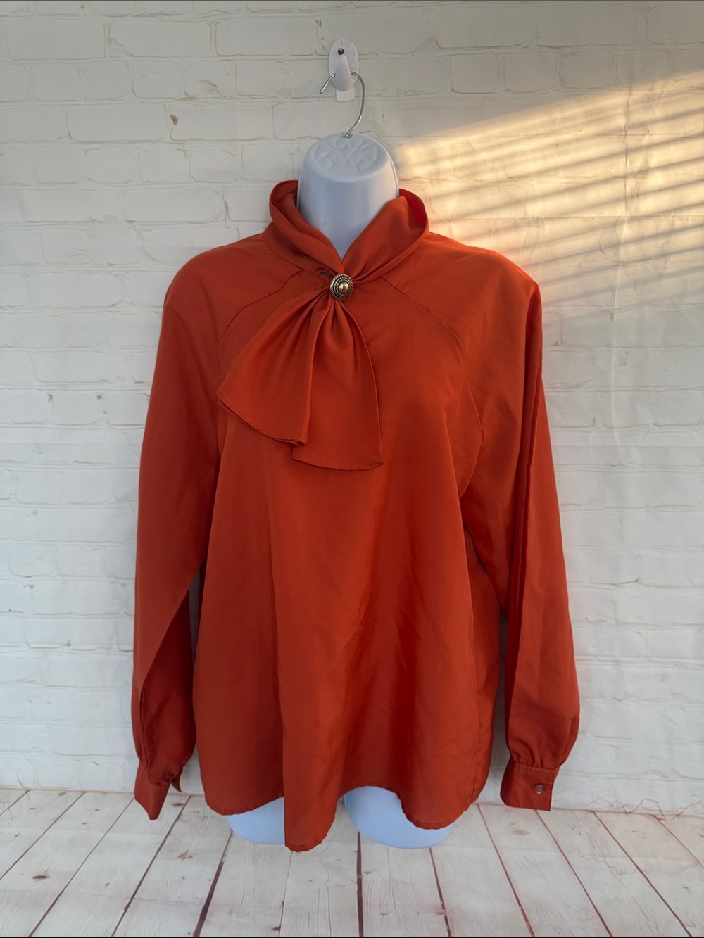 Authentic original vintage style 60’s mock neck long sleeve blouse size 12